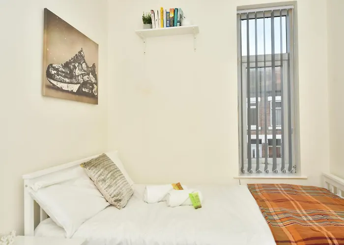 Townhouse @ Hall O Shaw Street Crewe